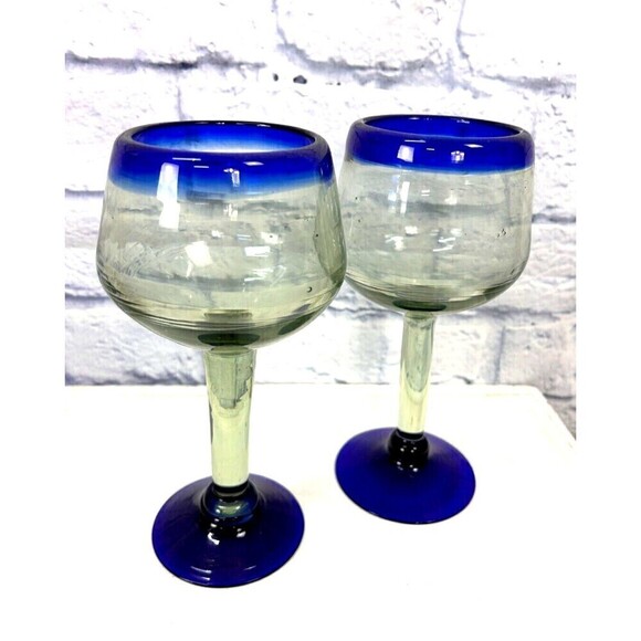 Hand Blown Mexican Glass 2 Stemmed Wine Artisan Goblet Cobalt Blue Rim Base - Picture 2 of 9